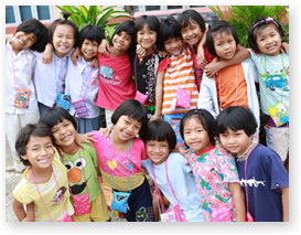 transcendental meditation thailand - young school girls